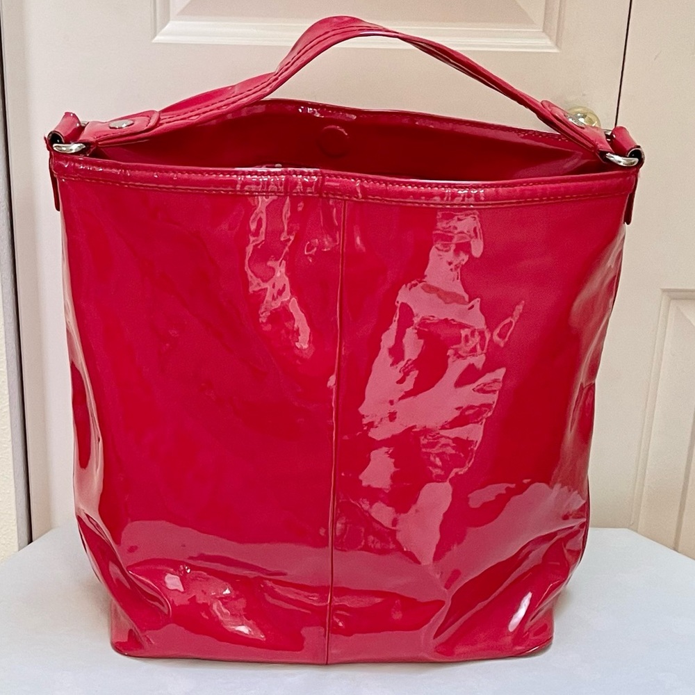 Authentic Marc by Marc Jacobs totally turn lock Faridah patent leather hobo bag - Picture 4 of 16